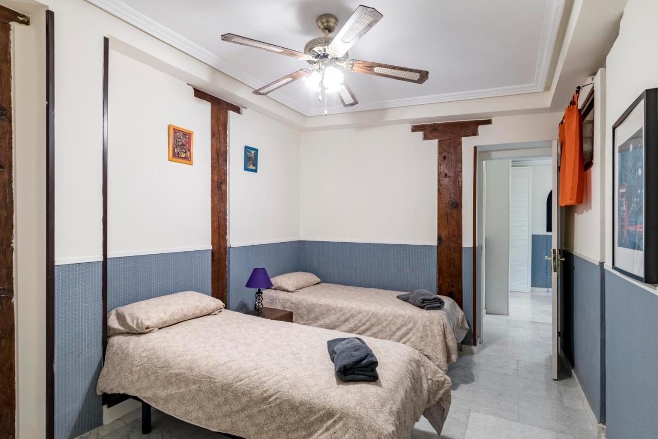 Plaza Sant' Ana, Casco Historico Apartment Madrid Ngoại thất bức ảnh